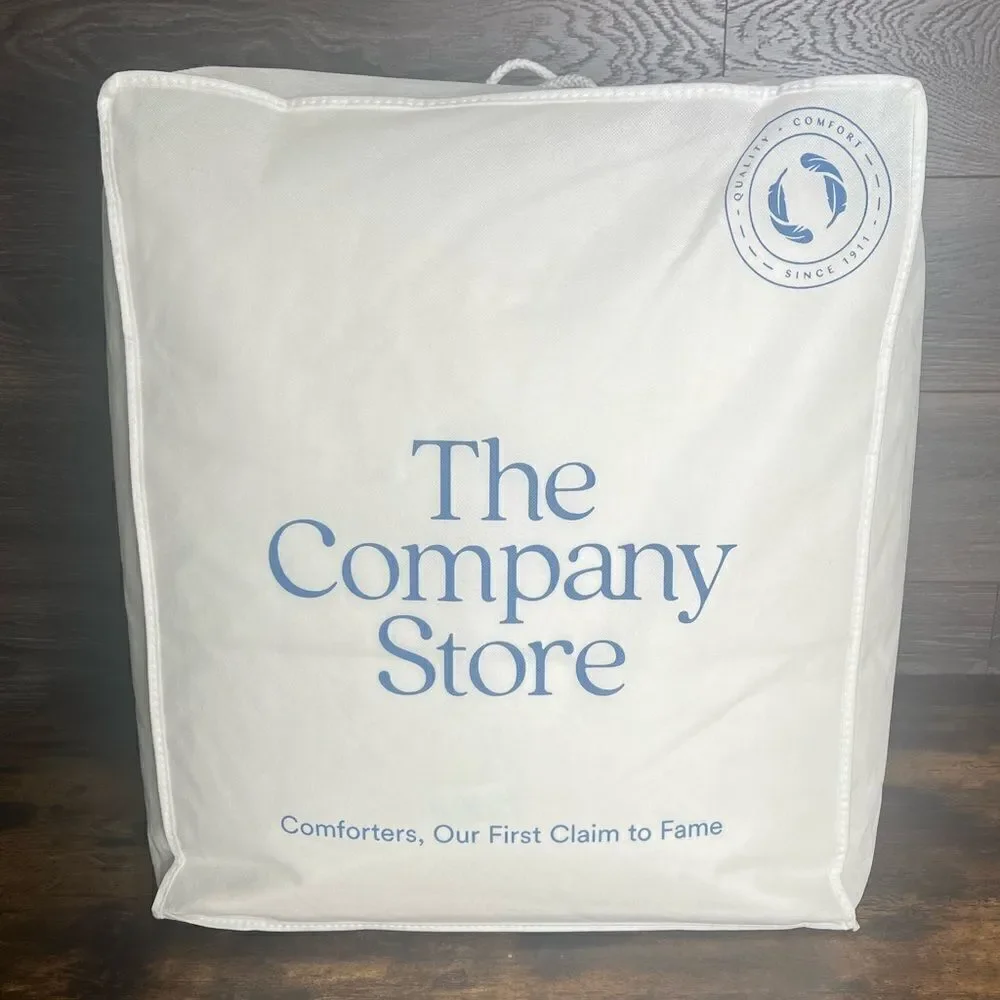 The Company Store Luxe Olympia Down Extra Warmth Comforter in White. Full Size.